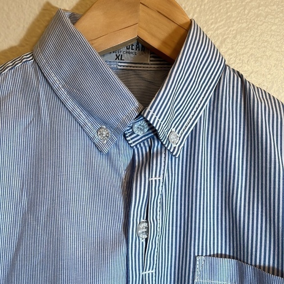 *3/$15* Speed Gear Blue Stripe Long Sleeve Button Down Shirt - Picture 2 of 13